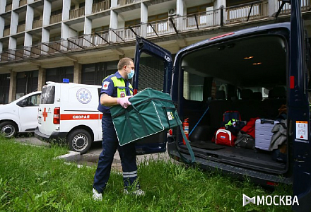 Московские врачи привезли во Владимирскую область оборудование для борьбы с COVID-19
