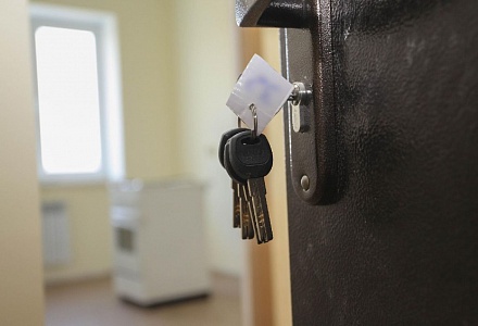 Город Радужный купил квартиру для сироты по настоянию прокуратуры