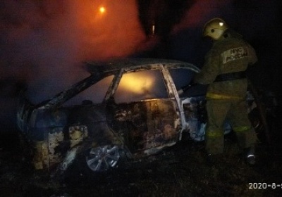 Во Владимирской области огонь уничтожил пилораму и автомобиль